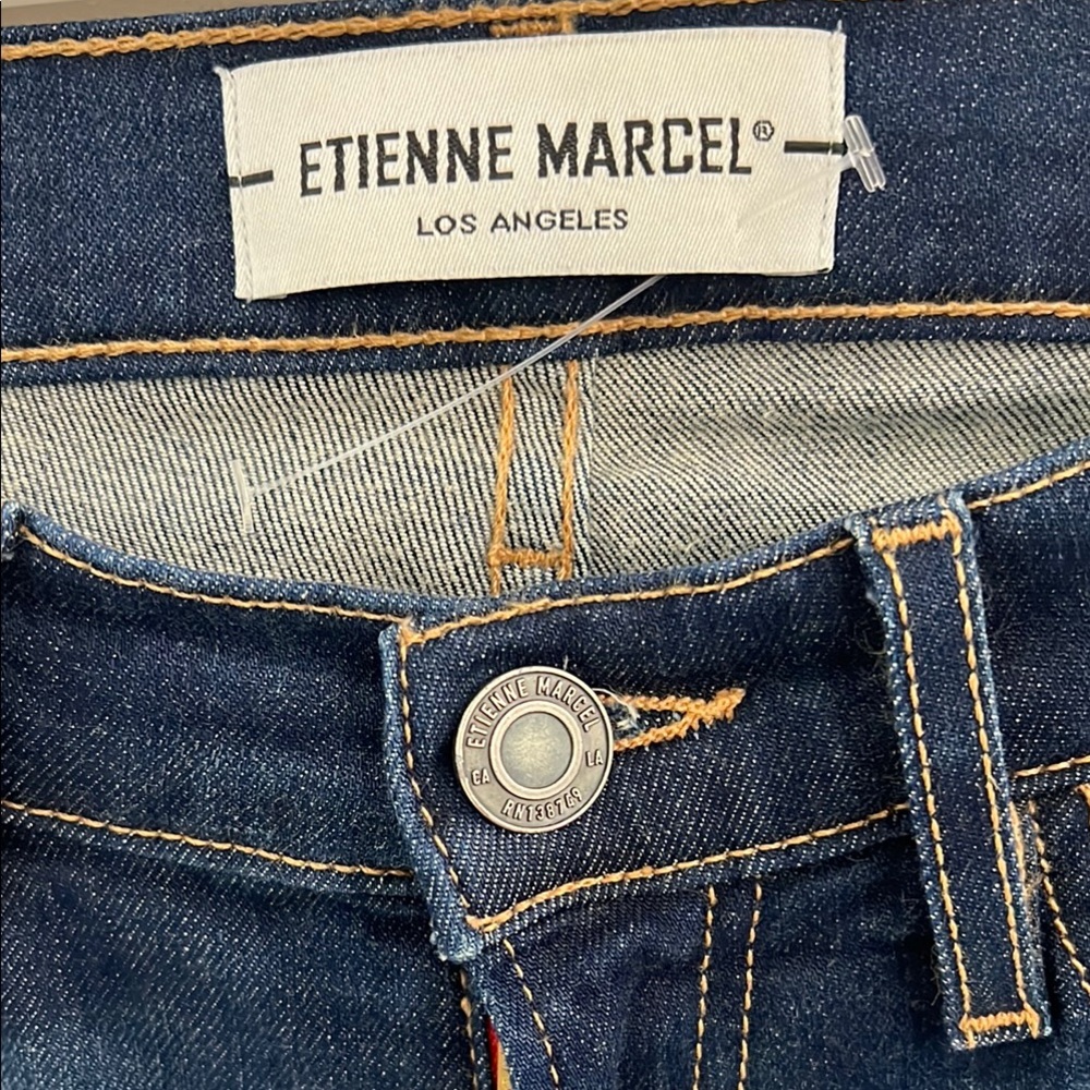 Blue Jeans for Women - Picture 4 of 6